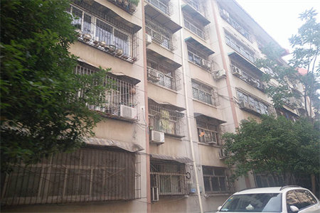 枣矿二号院巨山花园3室2厅1卫